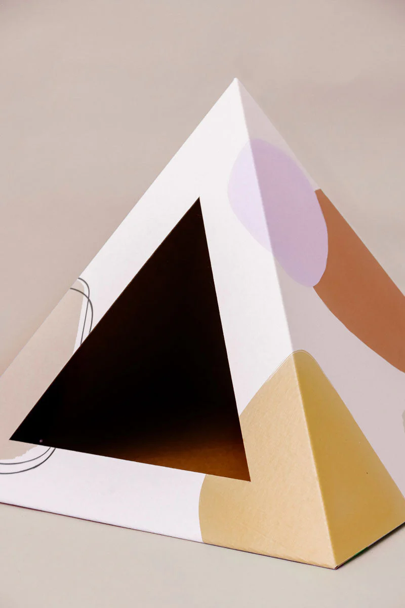 'Abstract' Cardboard Cat Pyramid - Image 2