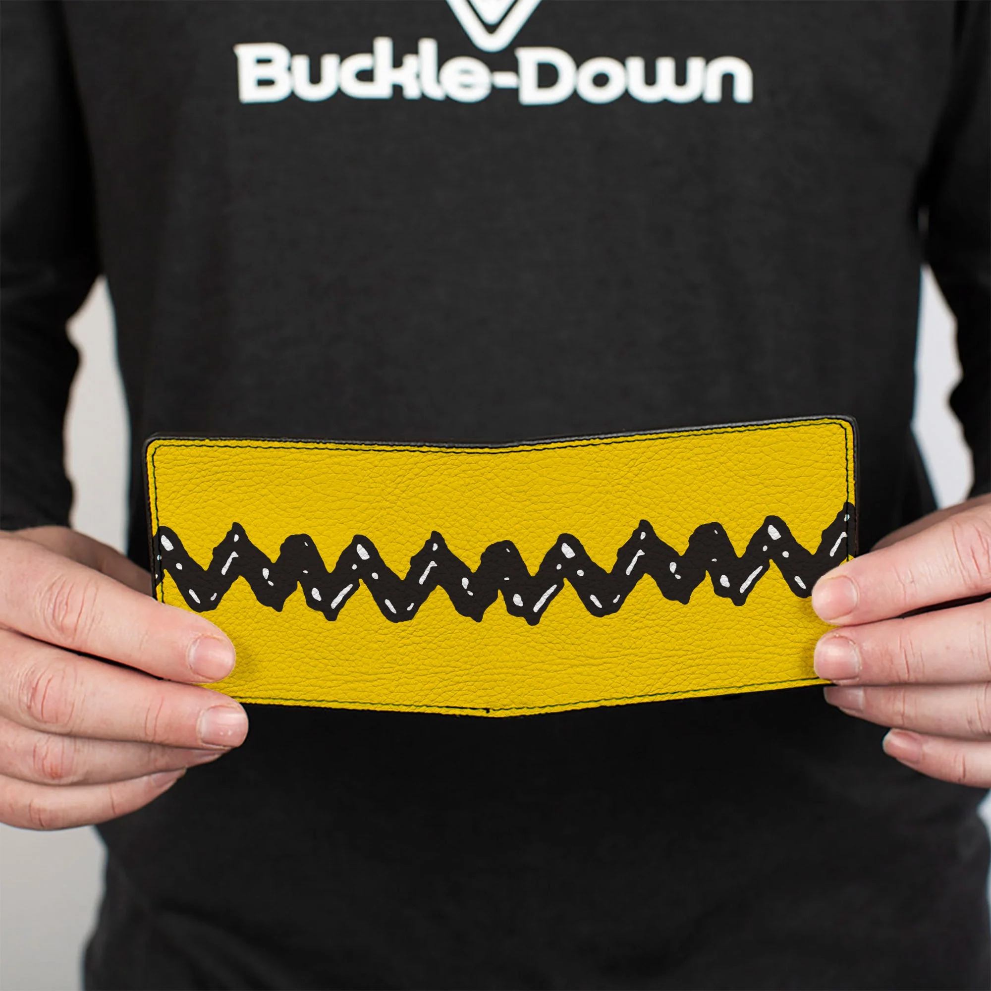 Bi-Fold Wallet - Peanuts Charlie Brown Zig Zag Stripe Yellow/Black - Image 4