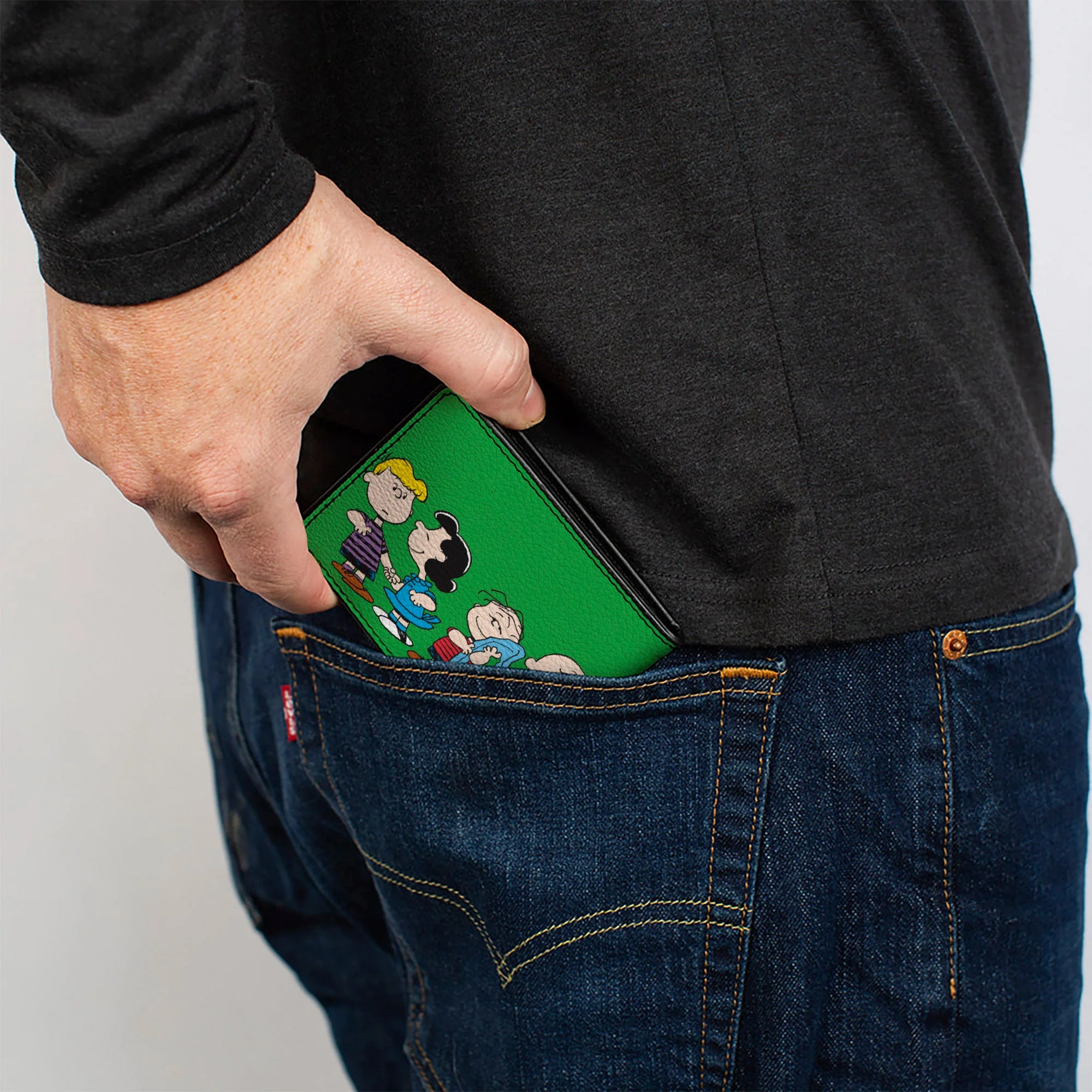 Bi-Fold Wallet - Peanuts Gang Group Pose Green - Image 5