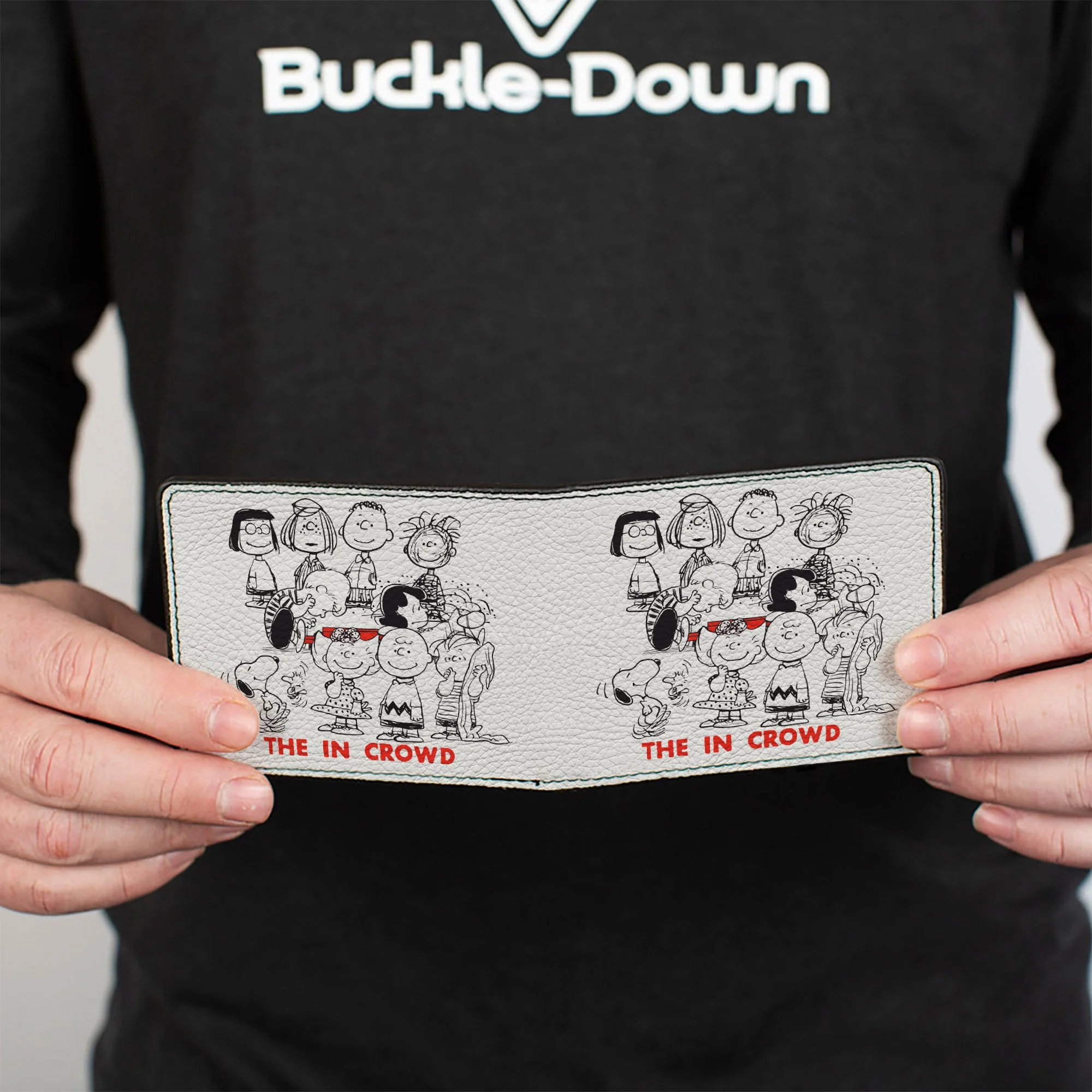 Bi-Fold Wallet - Peanuts Gang THE IN CROWD Group Pose White/Black/Red - Image 4