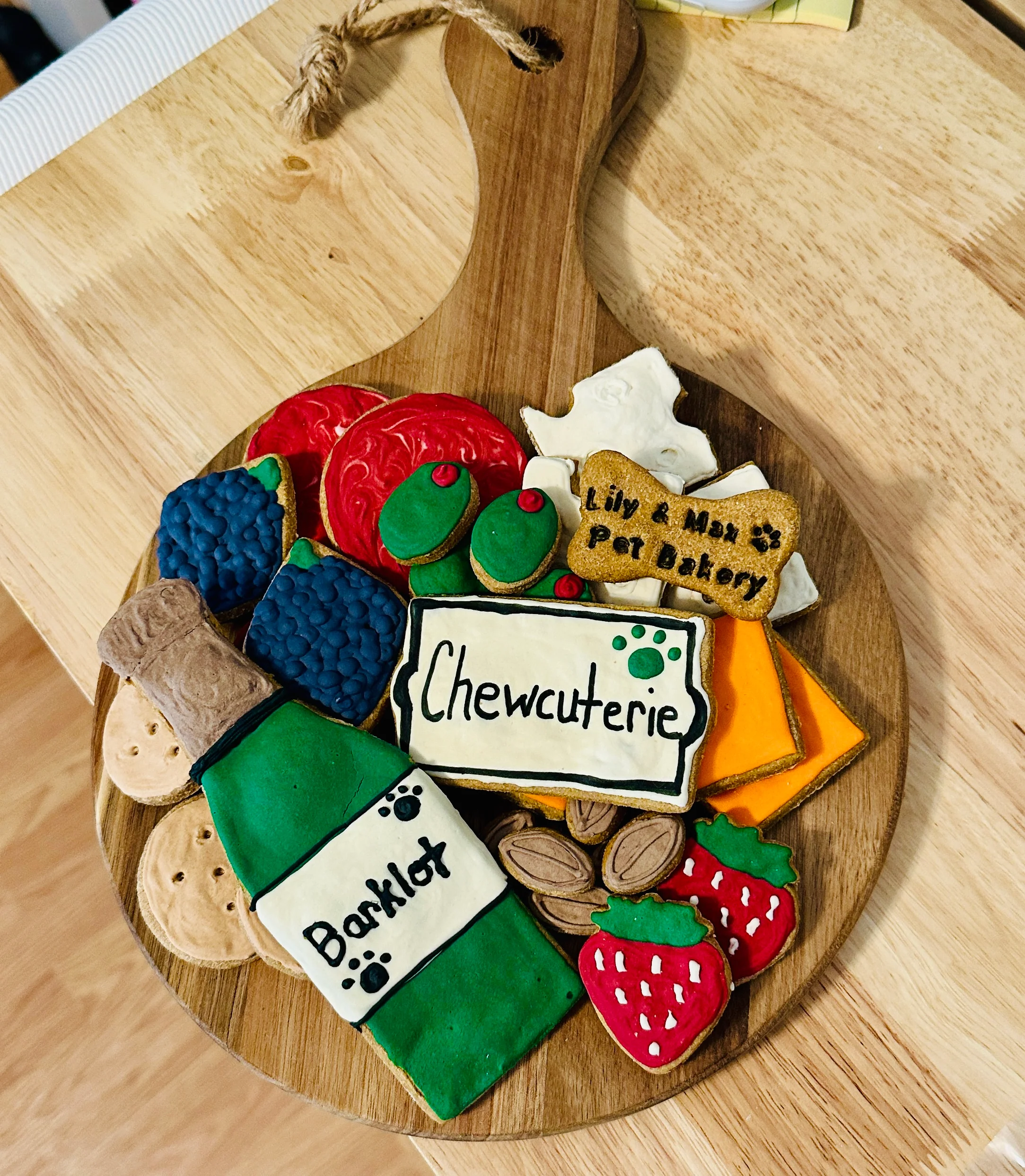 Deluxe Chewcuterie Board - Image 4