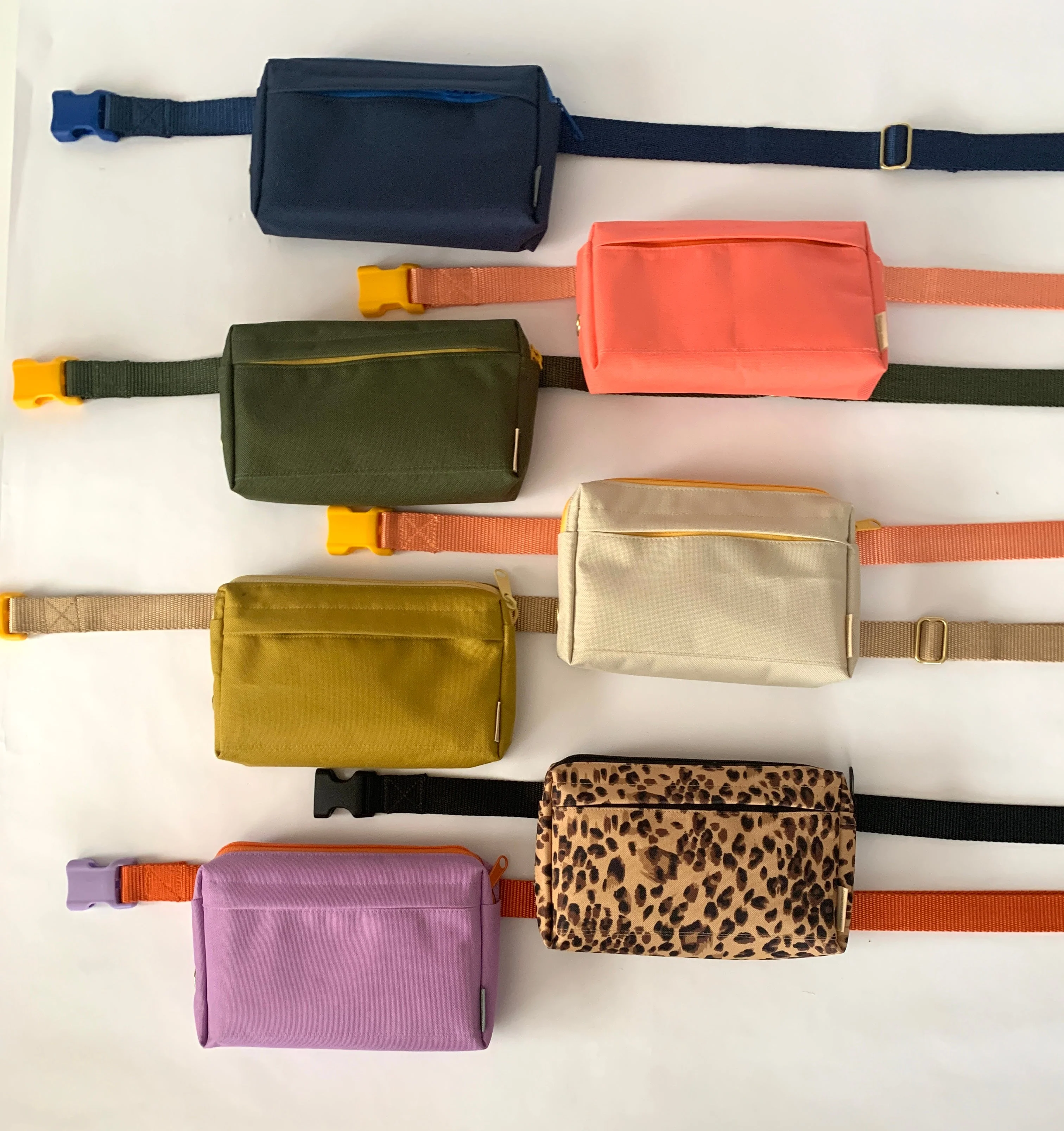 dog walking fanny pack - Image 8