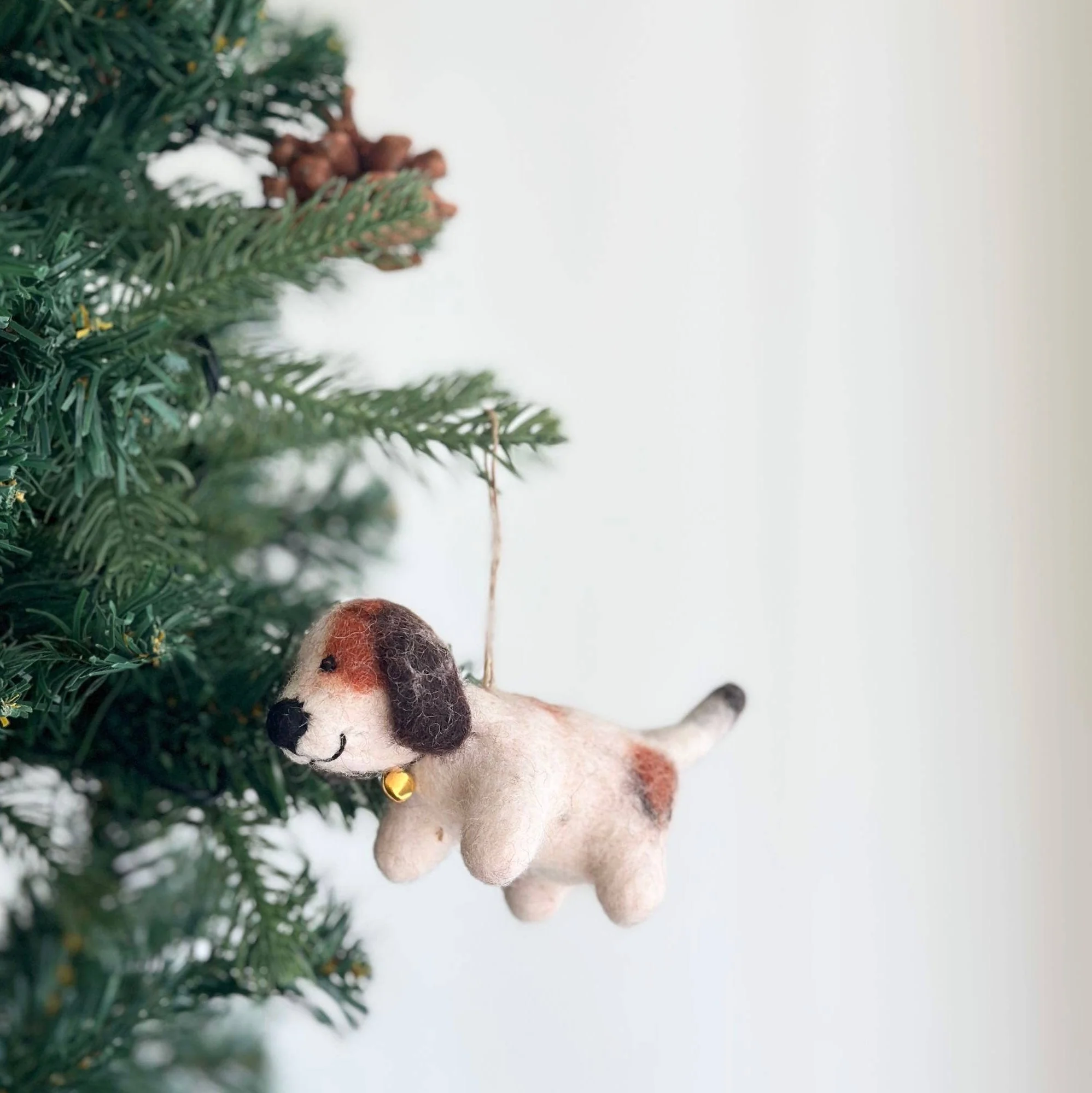 Felt Ornament - Beagle with Bell - Image 2