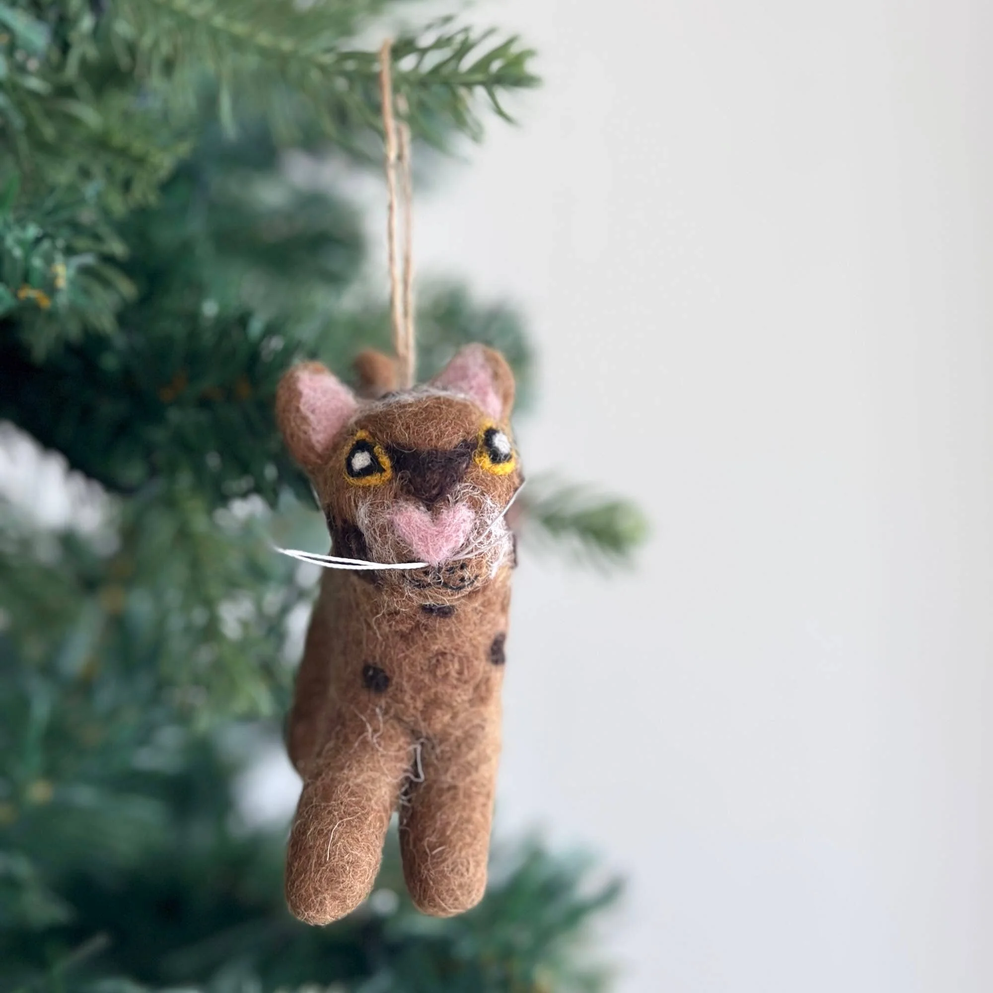 Felt Ornament - Playful Cat - Image 5