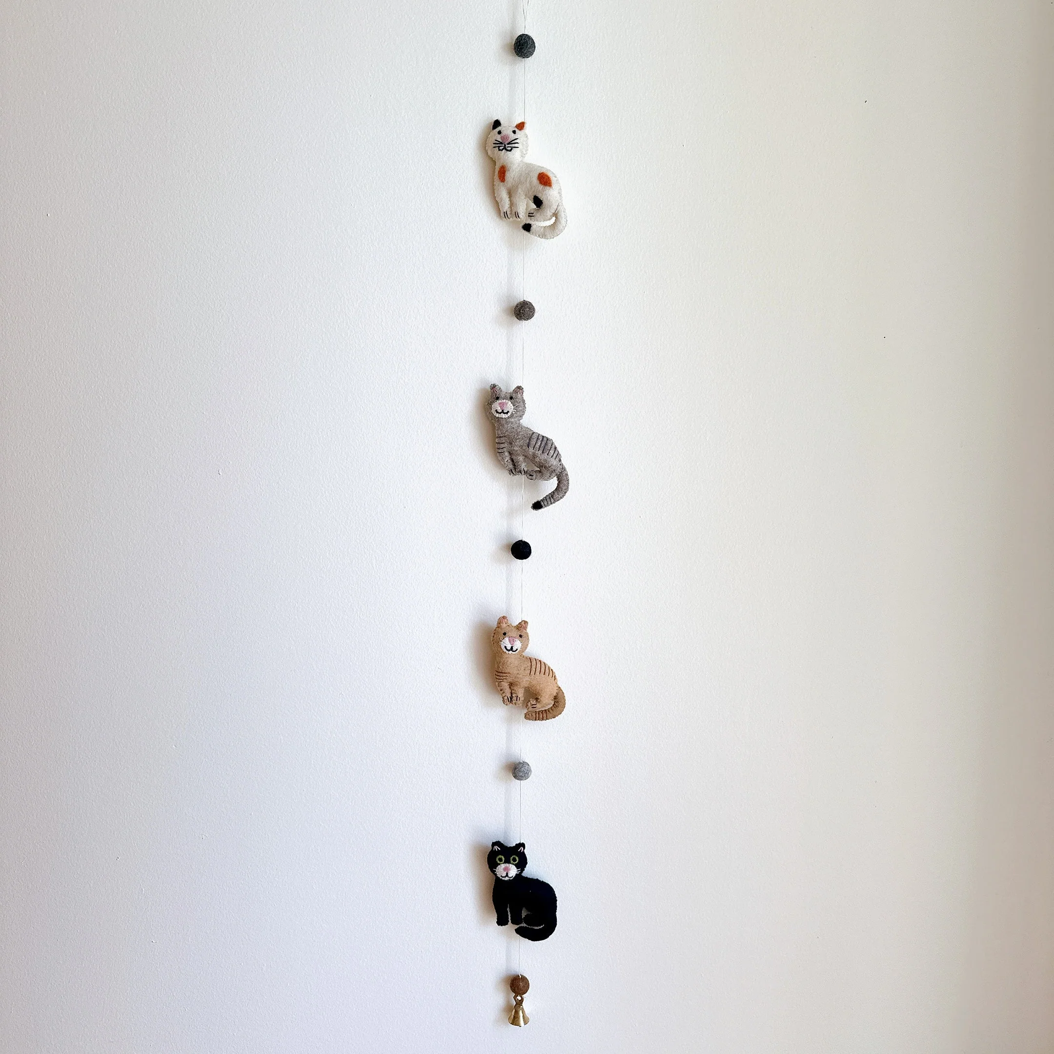 Felt Stitched Cat Garland - Image 3