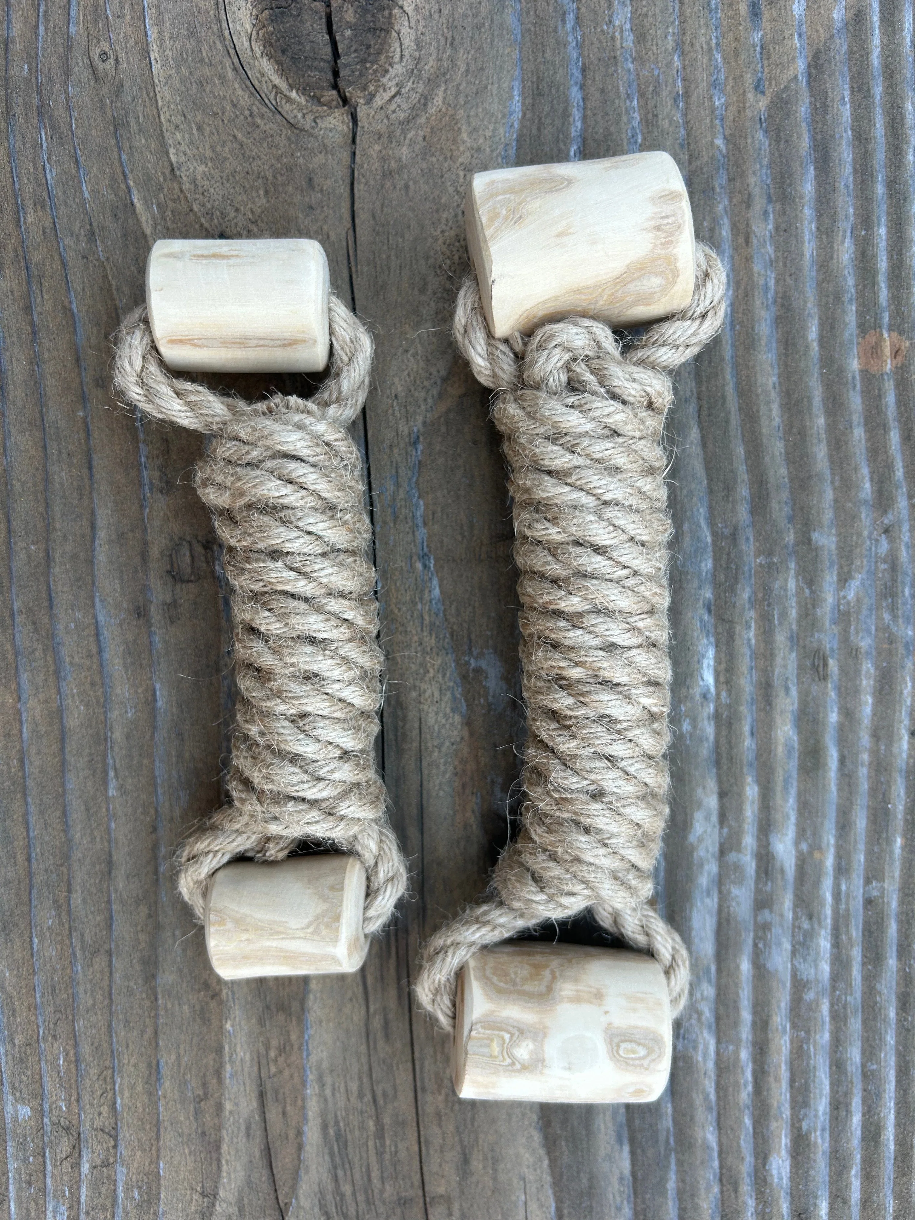 hemp rope + coffee wood toy - Image 2