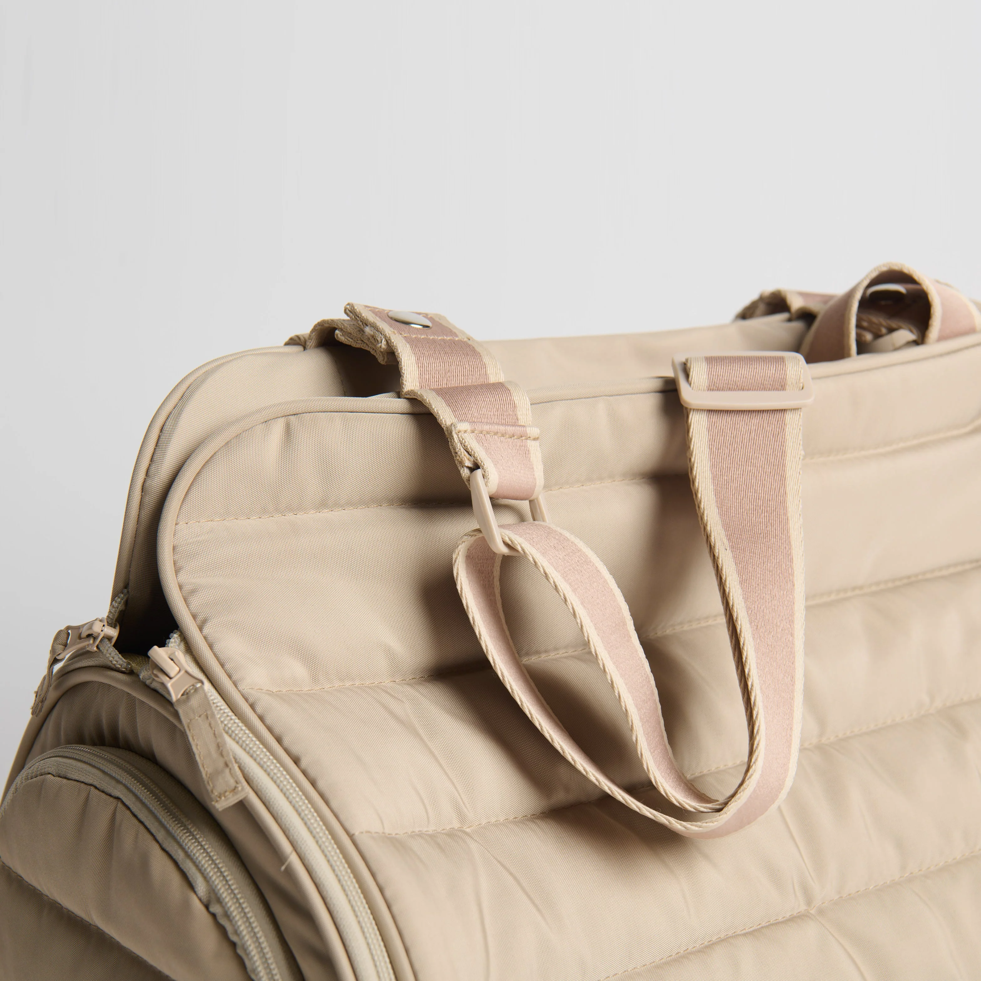 Nooee Pet Oliver Carrier – Quilted Travel Bag - Image 5