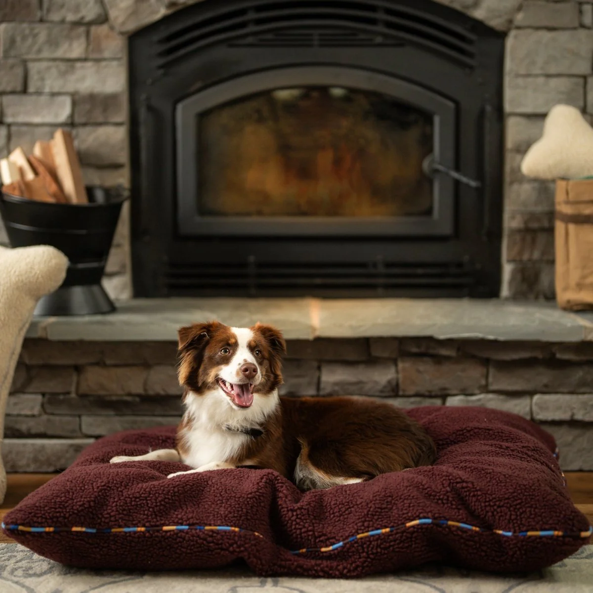 Orthopedic Foam Sherpa Pillow Bed - Image 7