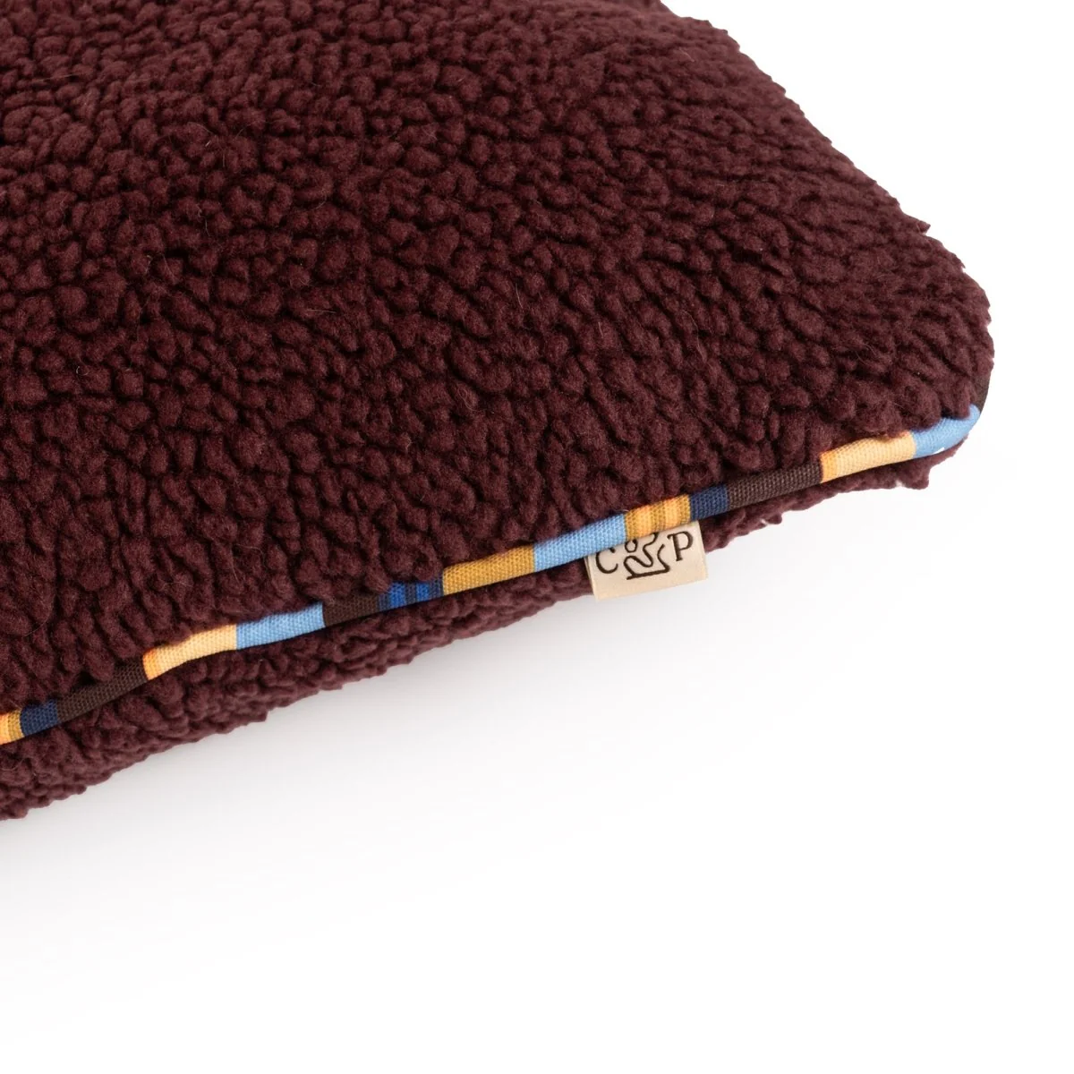 Orthopedic Foam Sherpa Pillow Bed - Image 8
