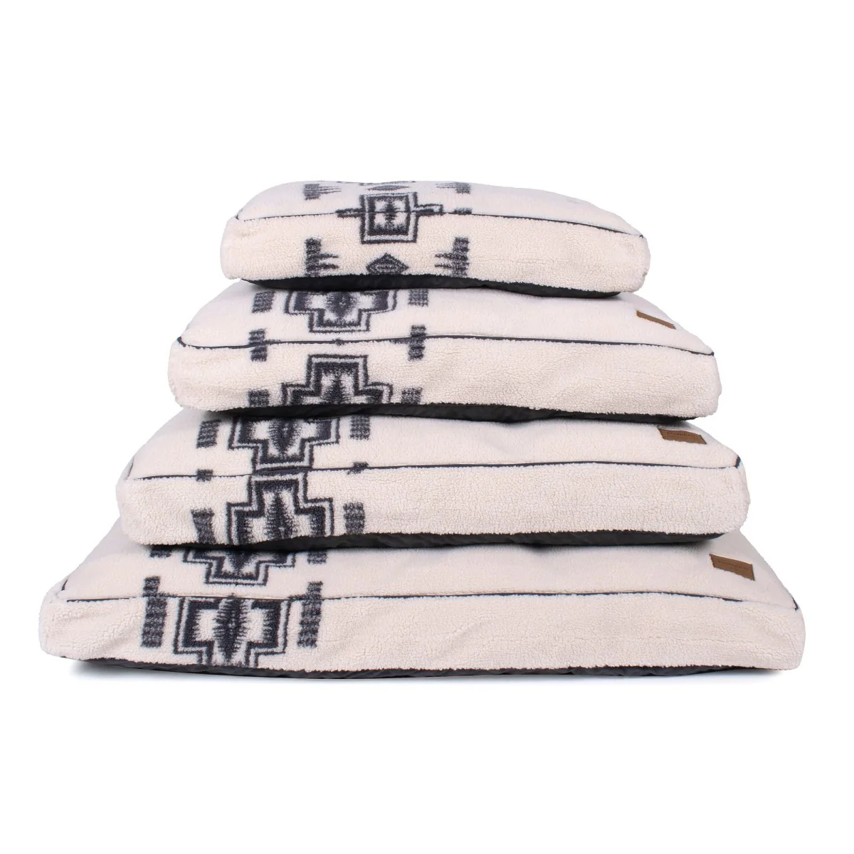 Pendleton Berber Pet Napper - Image 15