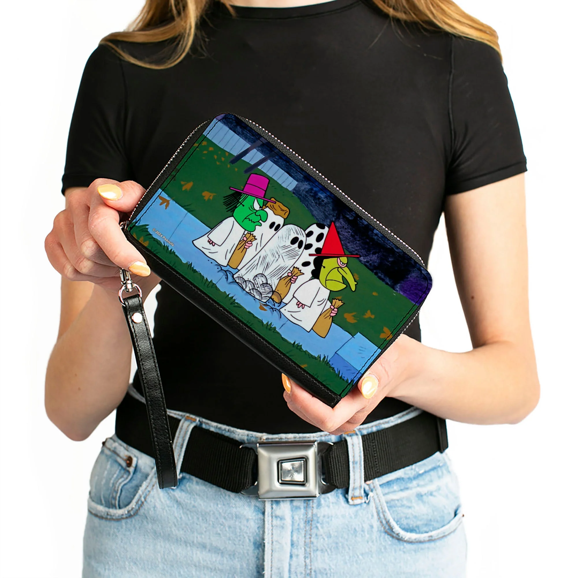PU Zip Around Wallet Rectangle - Peanuts Gang Halloween Trick or Treat Group Pose - Image 3