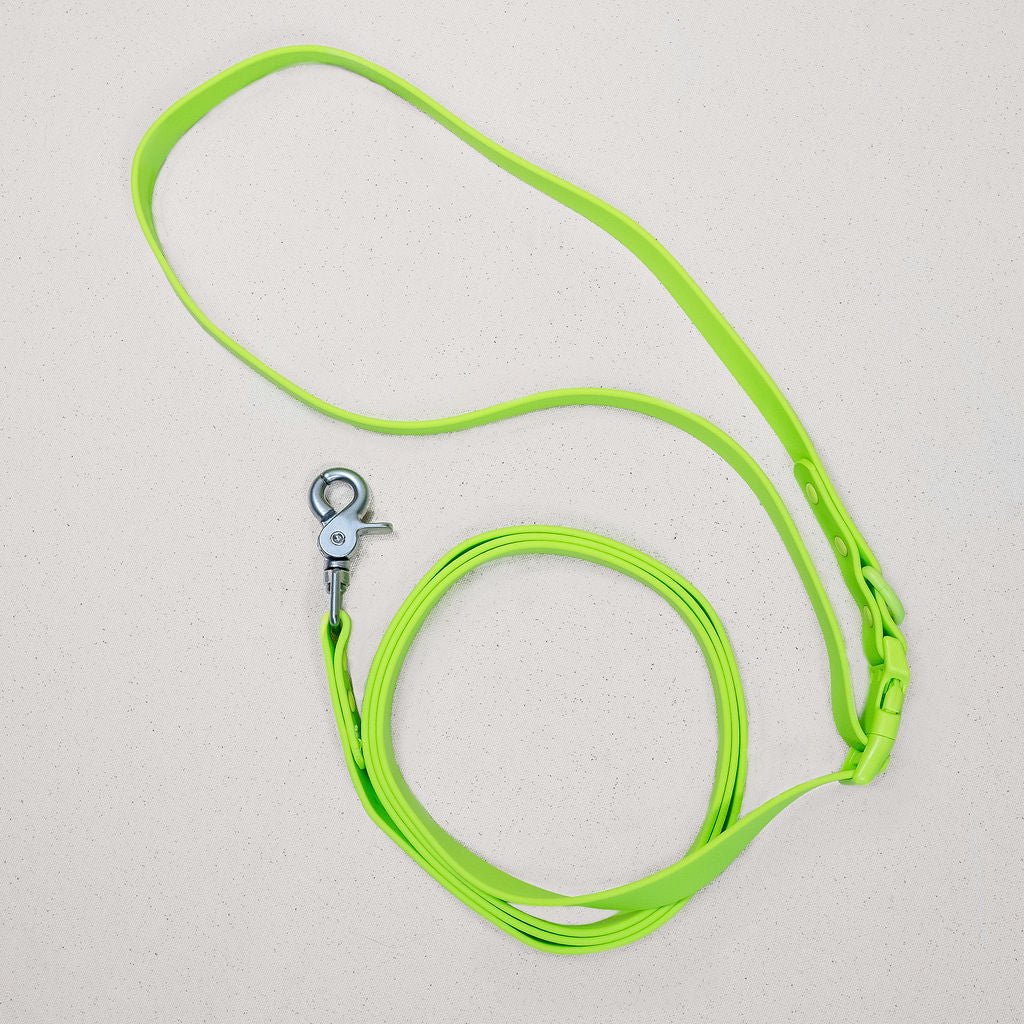 Tilley + Me PVC Handsfree Dog Leash - All Weather Waterproof Durable & Odor-Resistant - Image 7