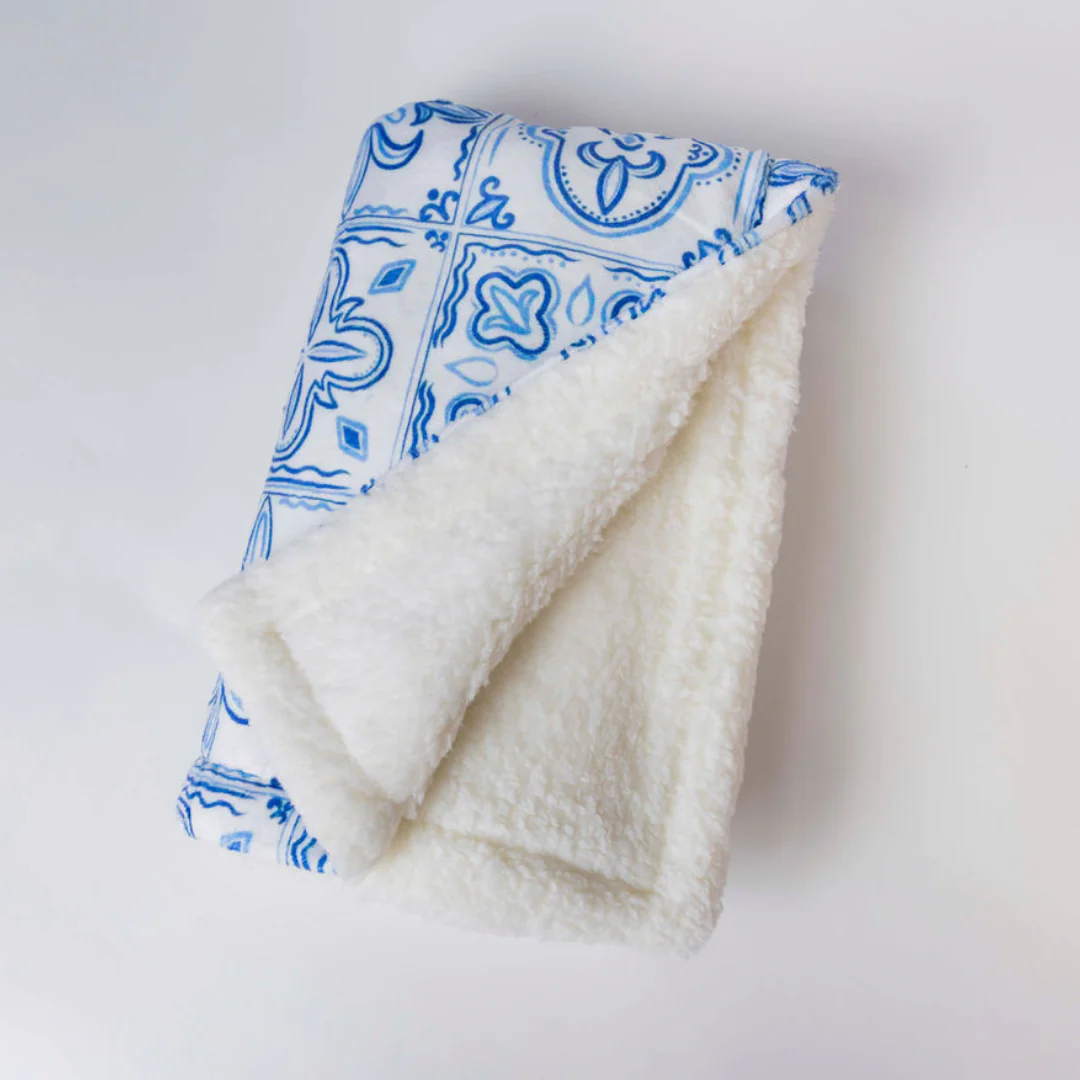 Santorini Dog Blanket - Image 2