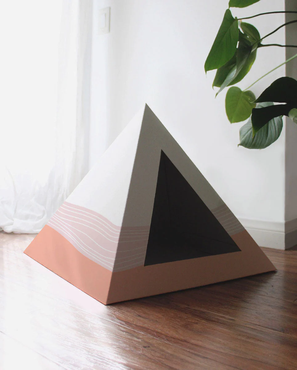 'Wavey' Cardboard Cat Pyramid - Image 5