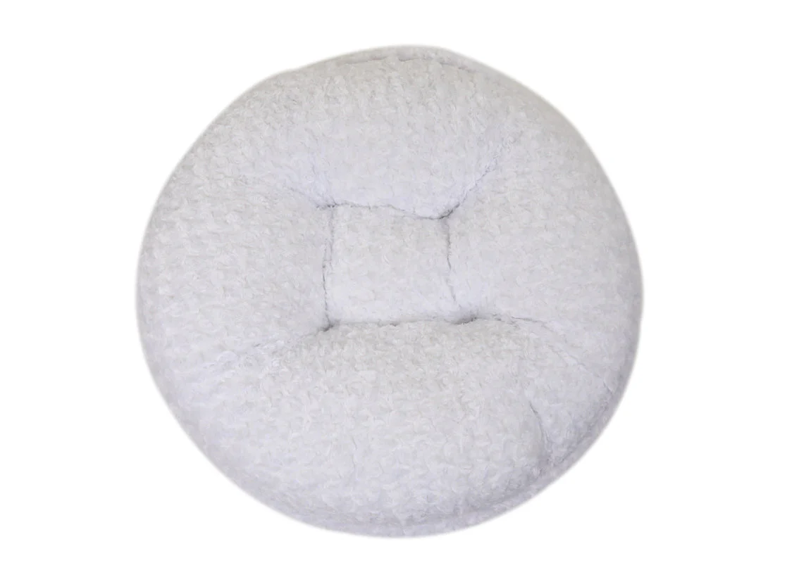 White Rosebud Bagel Bed - Image 3